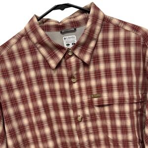 Columbia Mens Plaid Long Sleeve Button Up Shirt Red Cream Large Hiking FLAW